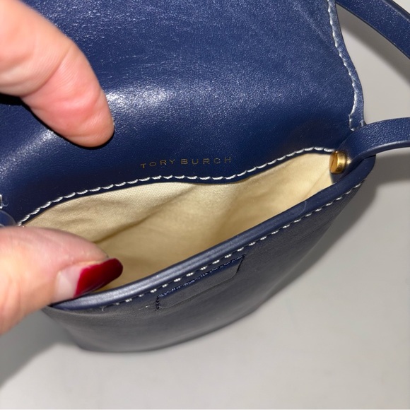 Tory Burch Navy Blue Leather Miller Phone Crossbody Bag Logo  7" H x " W x 1" D - Picture 8 of 8